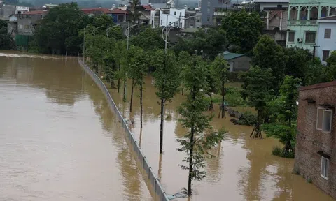 Ngành giáo dục Cao Bằng khẩn trương khắc phục hậu quả mưa lũ chuẩn bị năm học mới