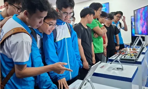 Bỏ quy đổi IELTS, trường đại học đầu tiên điều chỉnh phương thức xét tuyển