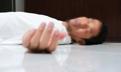 Người đàn ông 33 tuổi nguy kịch vì ham mát xa theo kiểu "chẳng giống ai"