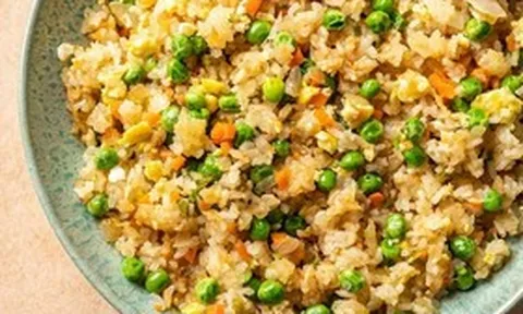 Sau bữa ăn miễn phí, 63 học sinh nhập viện ở Cà Mau: Nguyên nhân dần sáng tỏ