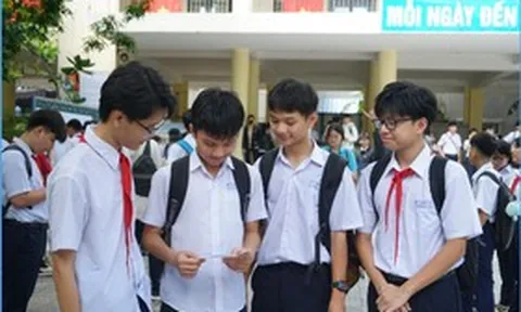 Chọn trường vì đồng phục "đẹp như trường quốc tế", nhiều học sinh lớp 9 khiến phụ huynh đau đầu