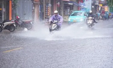Dự báo mới nhất về thời điểm xuất hiện mưa rào, kết thúc nắng nóng ở miền Bắc
