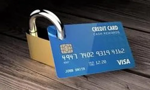Ngân hàng khóa tài khoản vĩnh viễn đối với trường hợp sau