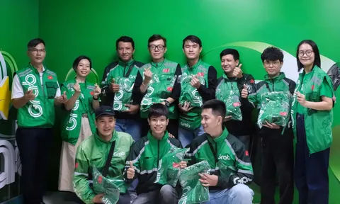 Grab trao tặng hơn 35.000 phần quà cho các đối tác tài xế