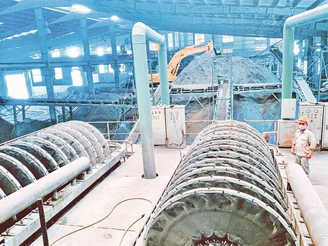 Tìm đầu ra cho bã thải từ nhà máy công nghiệp hóa chất