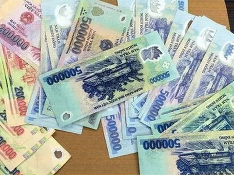Tháng 10: 6 ngân hàng đồng loạt tăng lãi suất tiết kiệm, xuất hiện nhà băng trả lãi 6,3%/năm