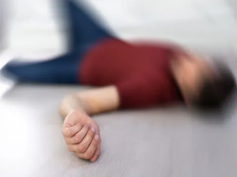 Người đàn ông 25 tuổi tử vong sau khi chạy bộ theo cách "lạ đời"