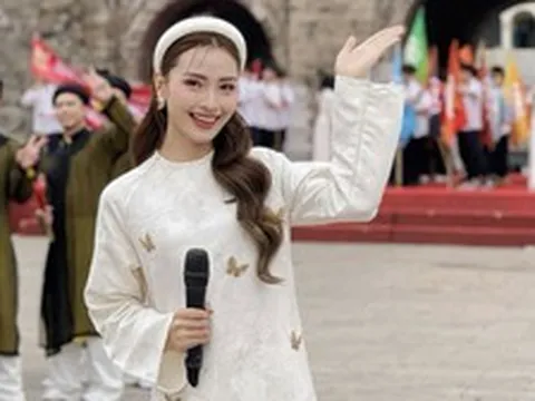 Nữ MC SN 1993 từng dẫn Đường Lên Đỉnh Olympia là học sinh giỏi Văn cấp tỉnh, học Quản trị Kinh doanh nhưng bén duyên truyền hình