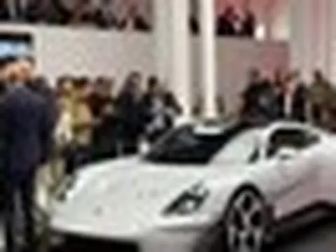 Siêu xe đầu bảng mới của Porsche lộ diện