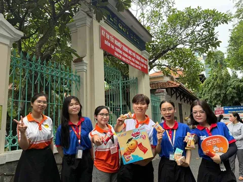 Orion đồng hành cùng các sĩ tử vững vàng vượt vũ môn